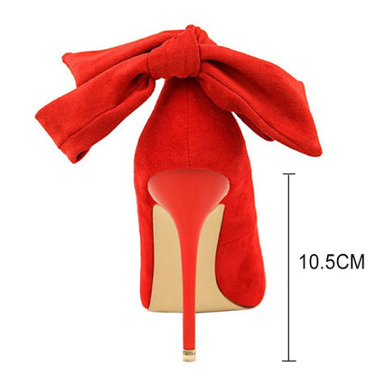 A Vintage Style Heels with Delicate Timeless Details