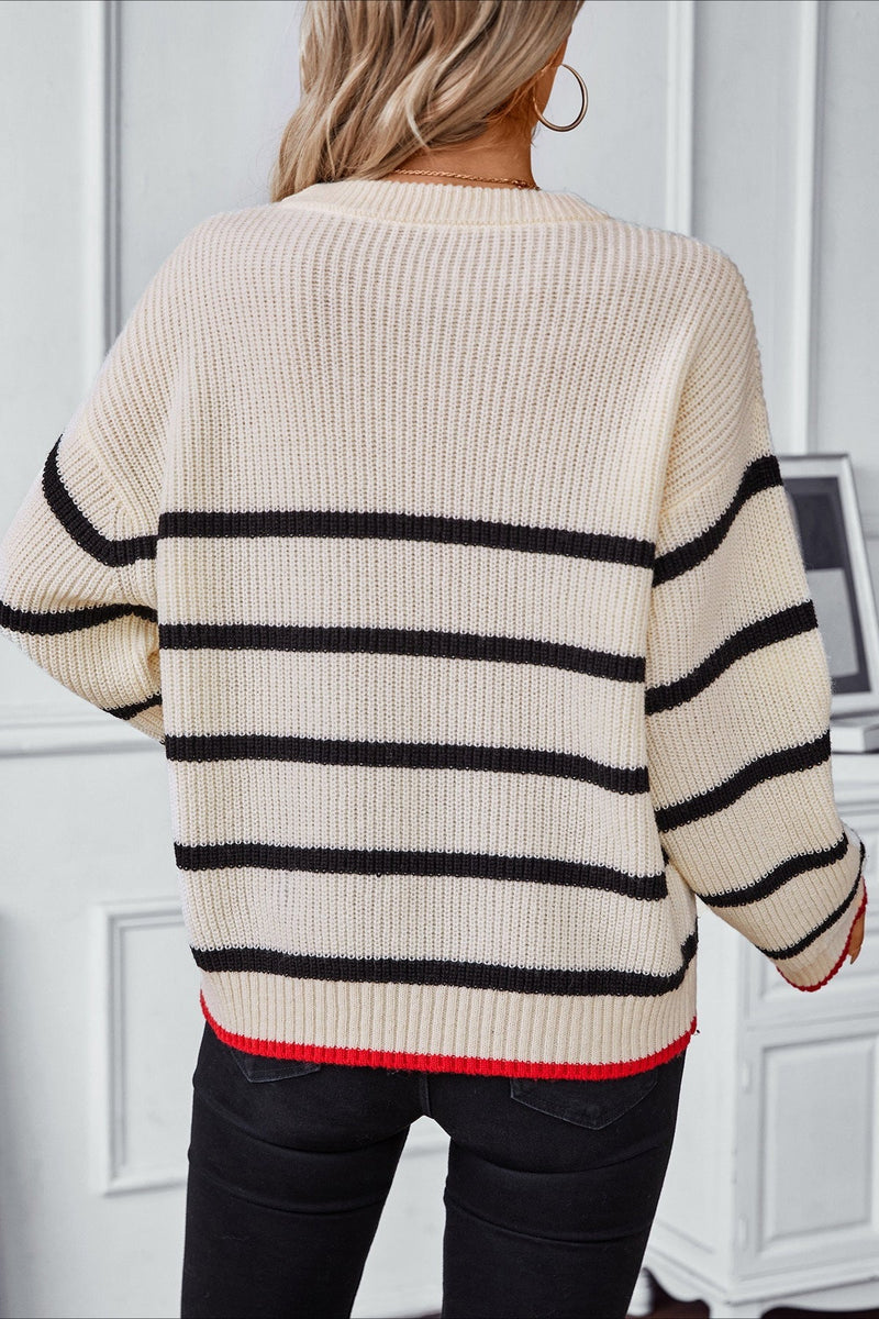 Elegantly Designed Pullover