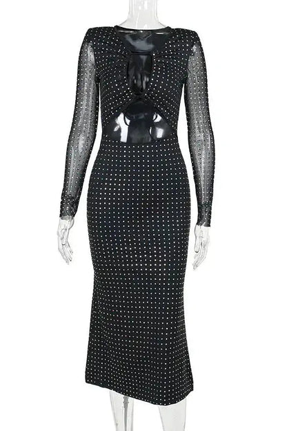 Gracefully Styled Dress for Any Occasion