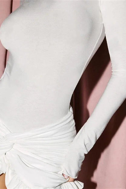 Effortlessly Elegant Dress with a Timeless Design