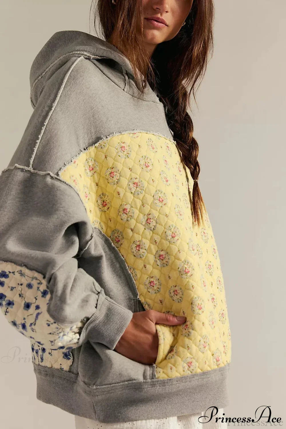 Elegantly Designed Pullover