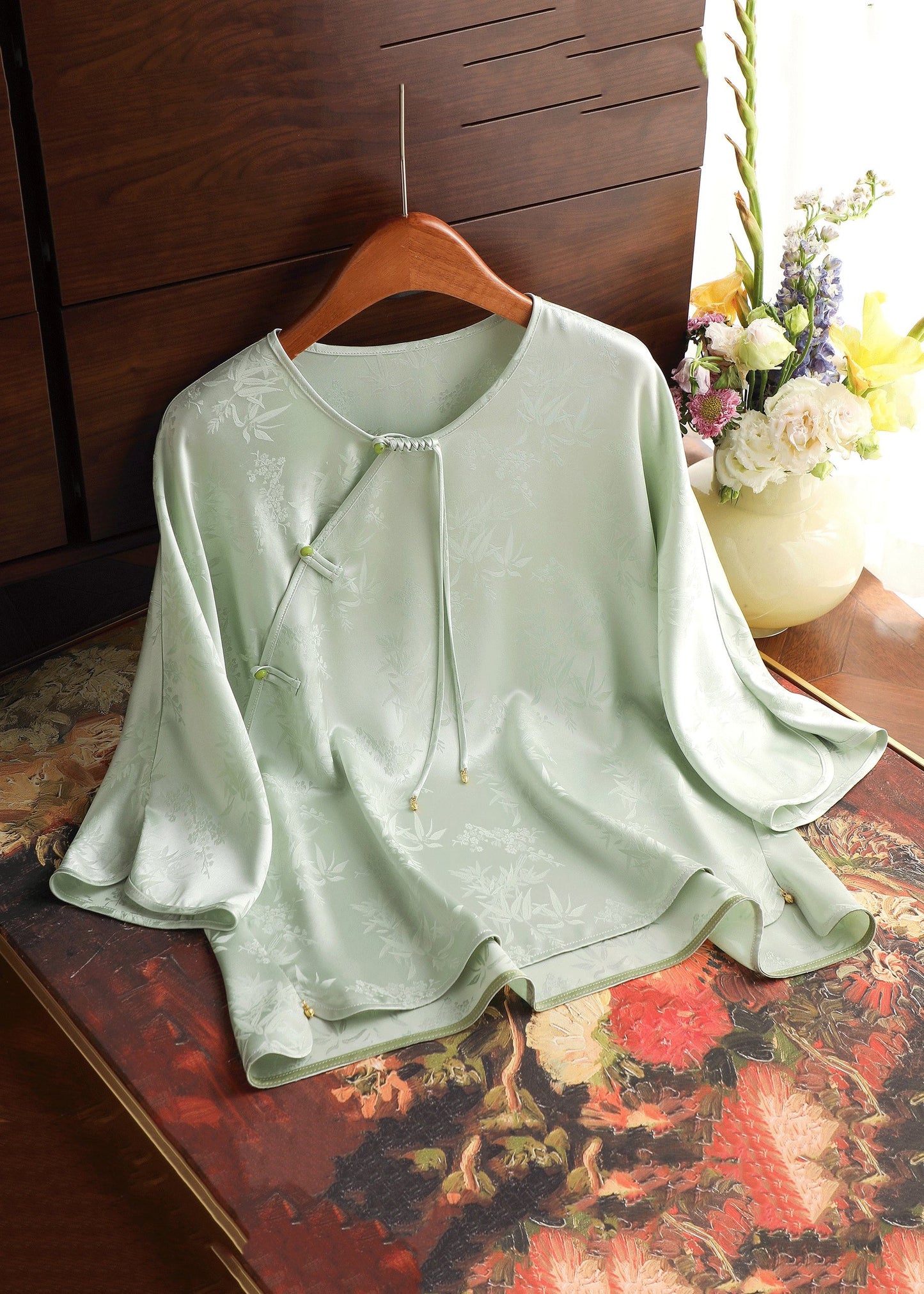 New Light Green O-neck Button Silk Blouses Bracelet Sleeve