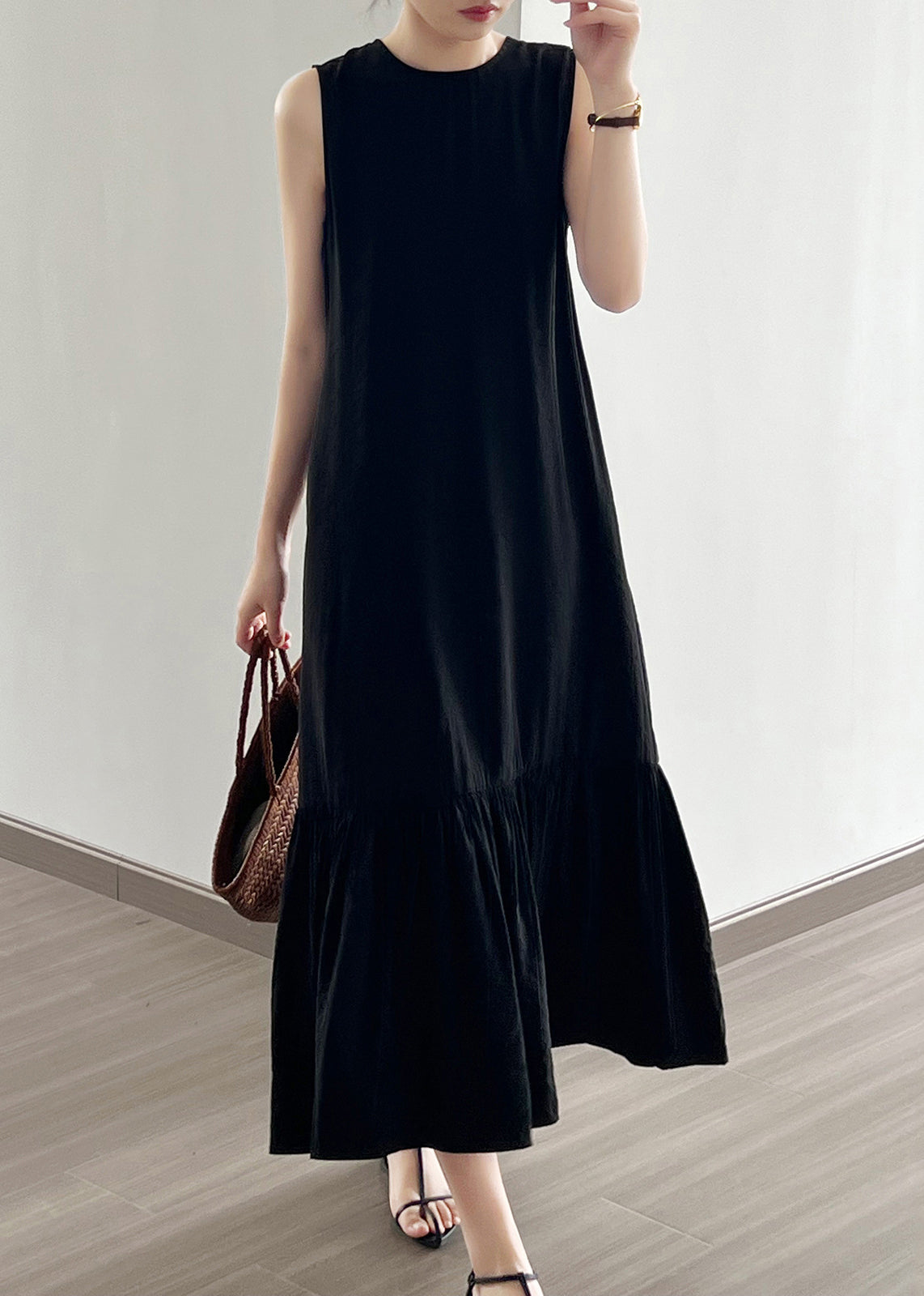 Black Wrinkled Cotton Long Dress O Neck Sleeveless