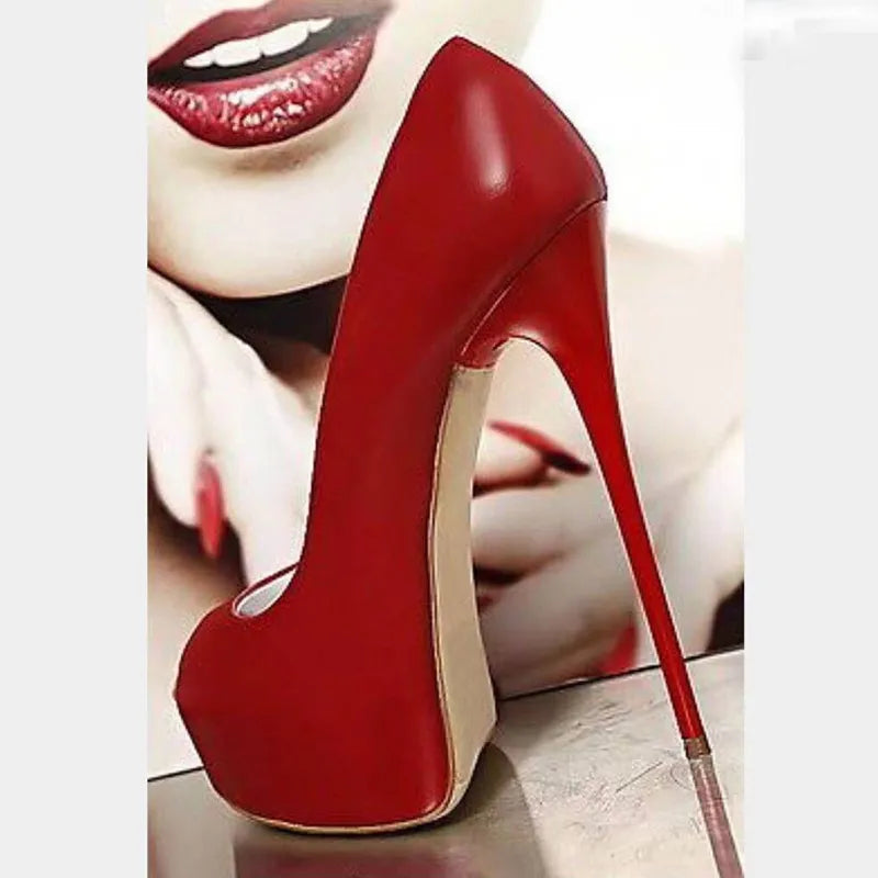 Classic Vintage Heels with a Flattering Fit