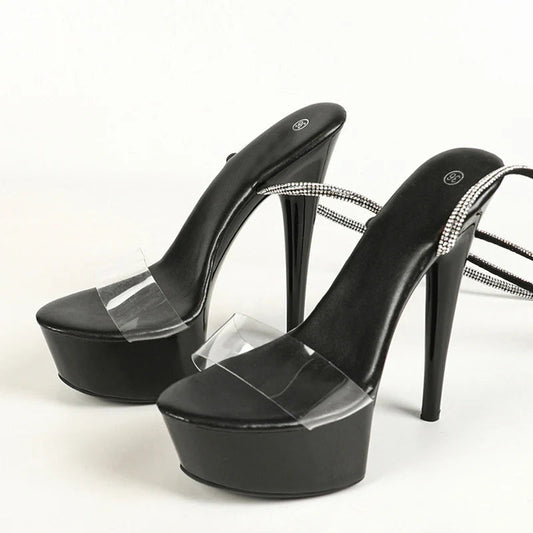 Well Tailored Sandals with a Graceful Silhouette