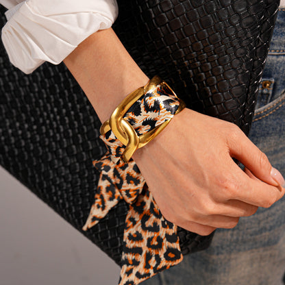 Classic Vintage & Enduringly Stylish Garment