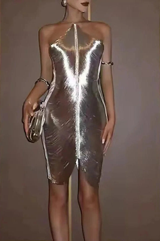 Effortlessly Elegant Dress with a Timeless Design