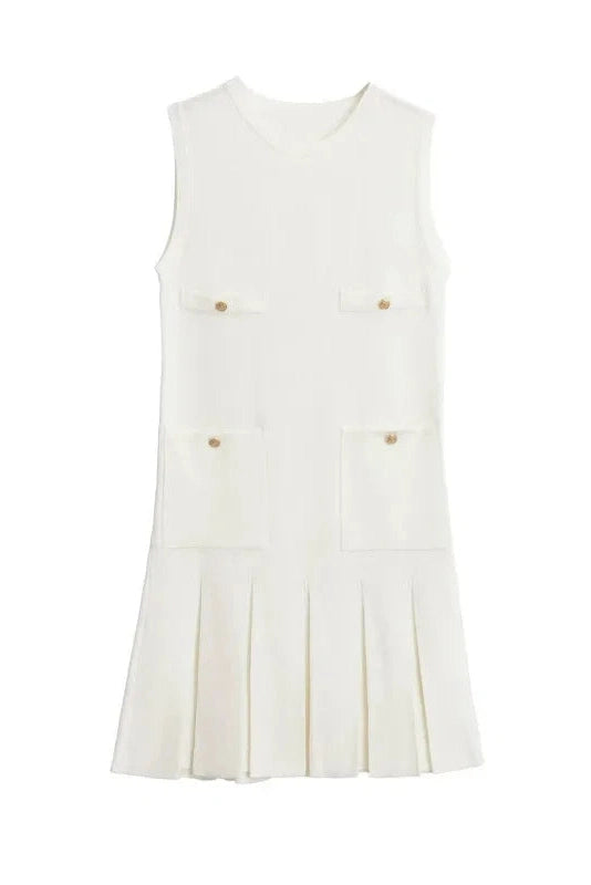 Well Tailored Dress with a Graceful Silhouette