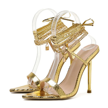 Effortlessly Elegant Shoes with a Timeless Design