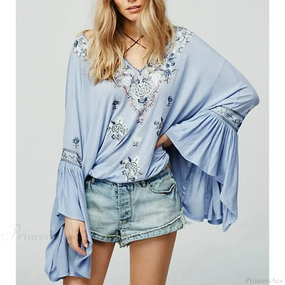 Timeless Vintage Style Blouse