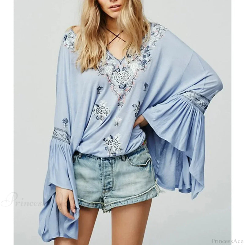 Timeless Vintage Style Blouse