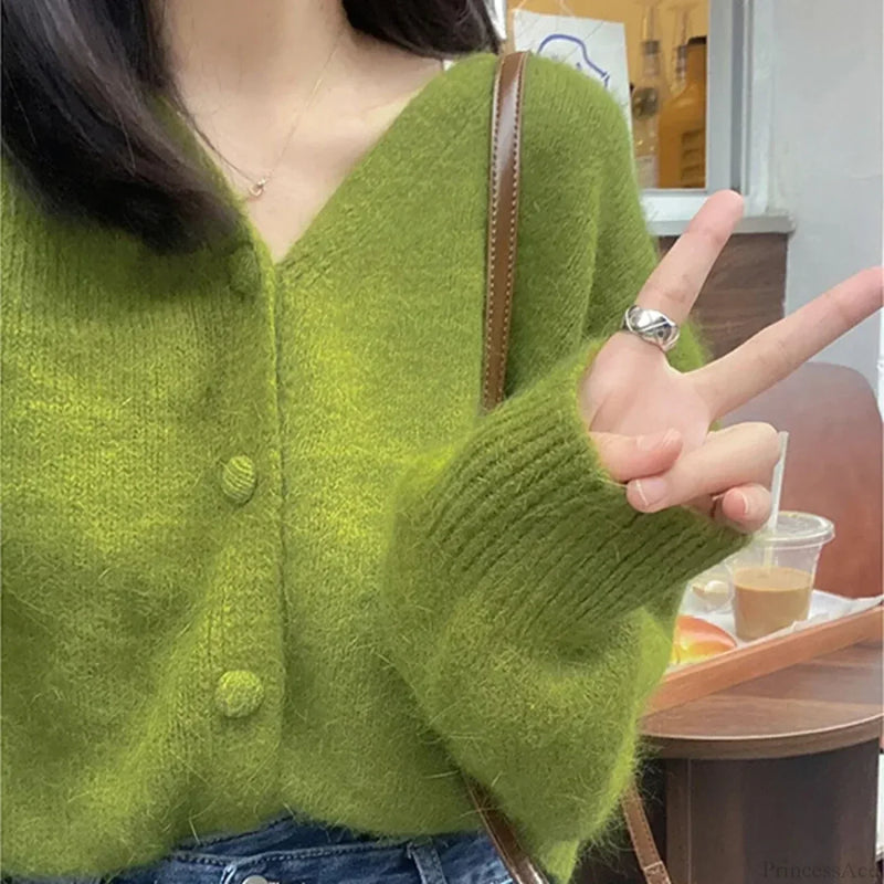 Gracefully Designed Cardigan