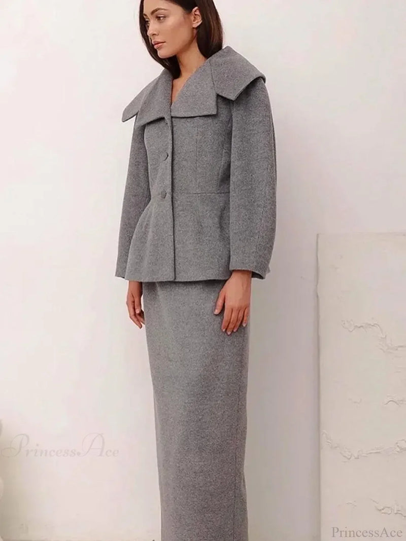 Timeless Vintage Style Coat