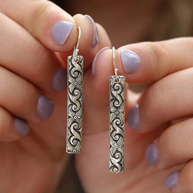 Aretes Vintage Rectangulares en Plata Floral