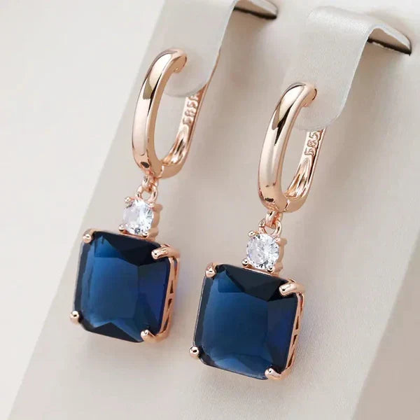 1+1 Offer: Earrings With Dark Blue Crystal in Gold + Harmonious Necklace in Gold
