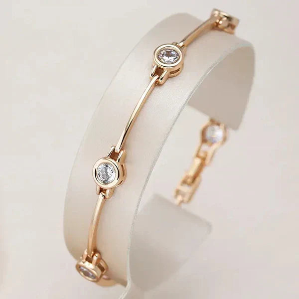 1+1 Offer: Gold and Crystal Earrings + Bracelet With Zirconias in Gold
