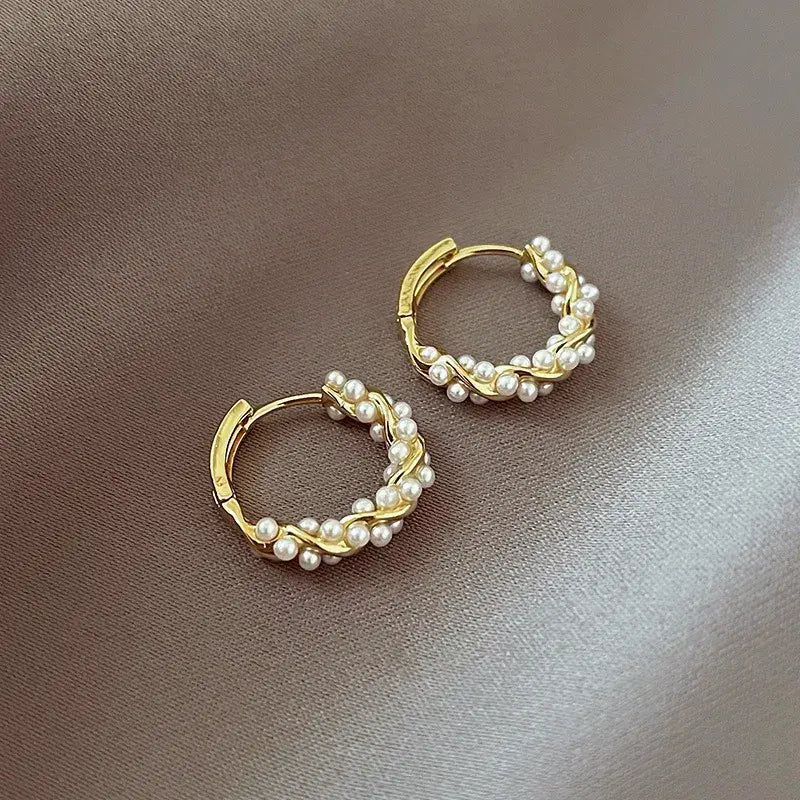 Round Pearl Earrings With Inlays