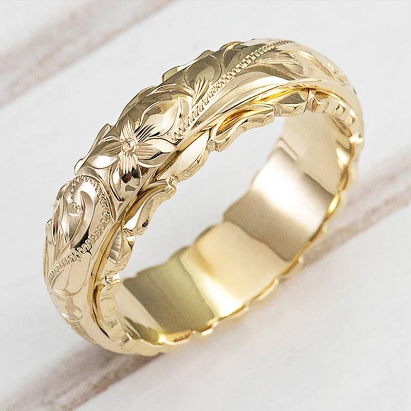 Gold Ring With Natural Pattern