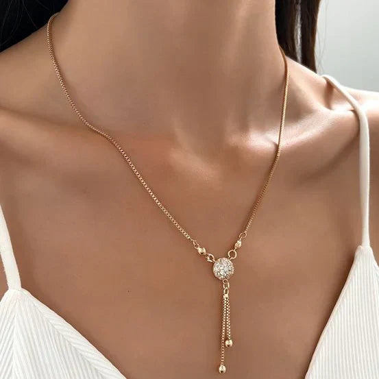Gold Pendant Necklace
