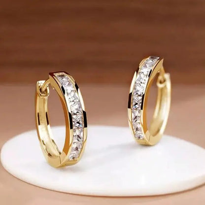 Luxe Gold Earrings With Crystals