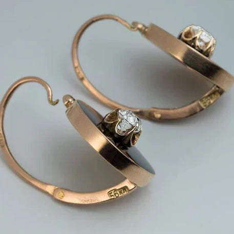 Aretes Dorados con Circonio Vintage