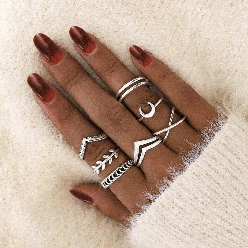 Unique Rings Set With 8 to 12 Rings
