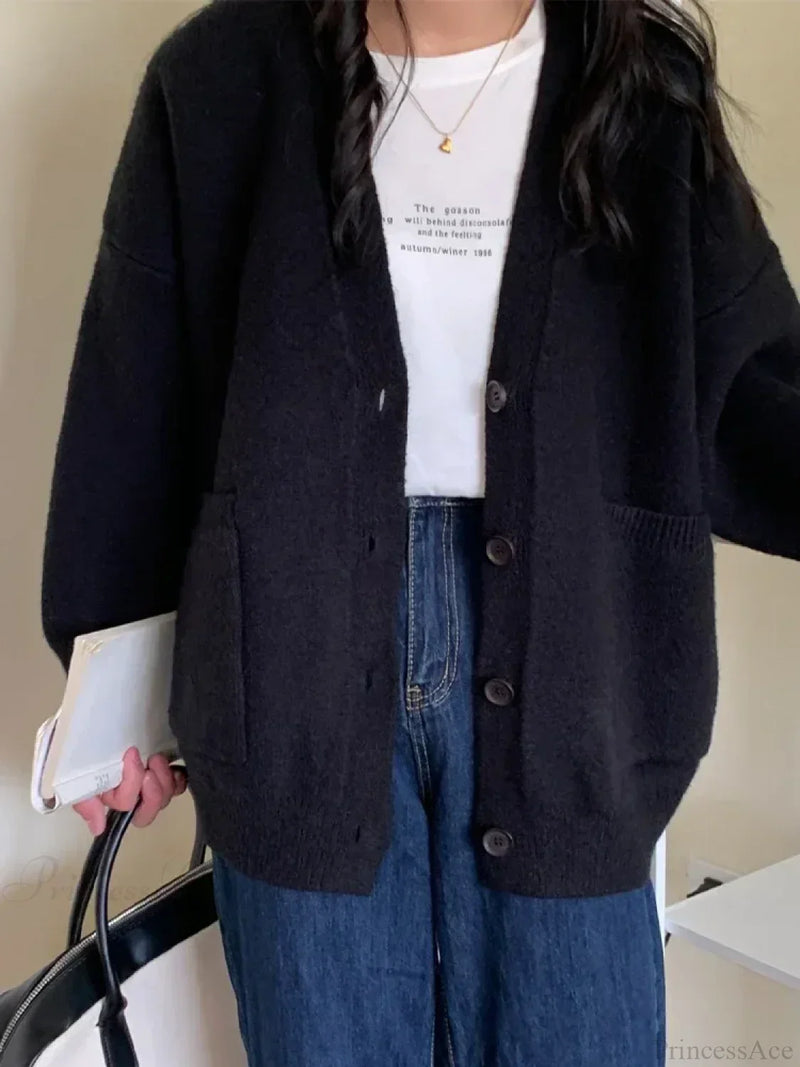 Timeless Vintage Style Cardigan
