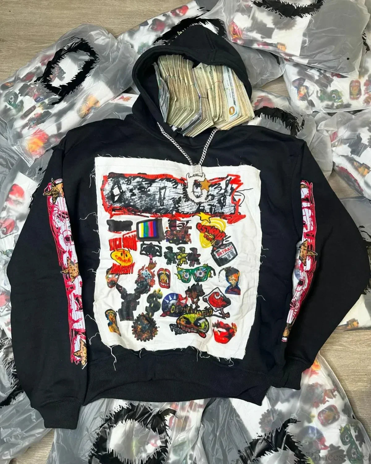 Elegantly Designed Pullover