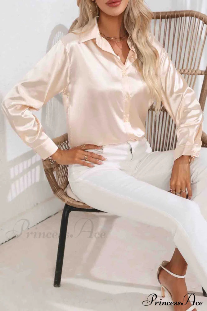 Timeless Vintage Style Blouse