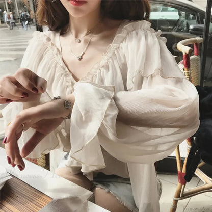 Timeless Vintage Style Blouse