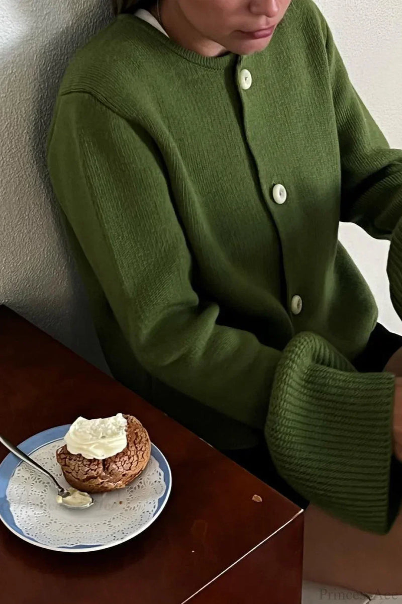 Timeless Vintage Style Cardigan