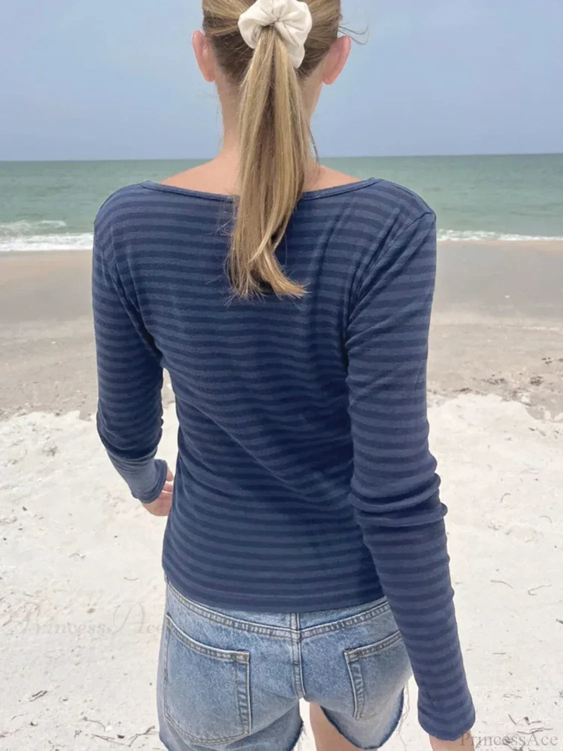 Gracefully Designed Top