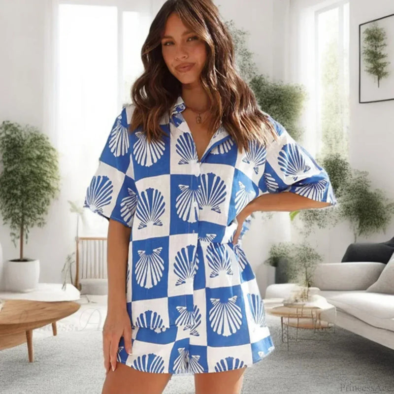 Timeless Vintage Style Blouse