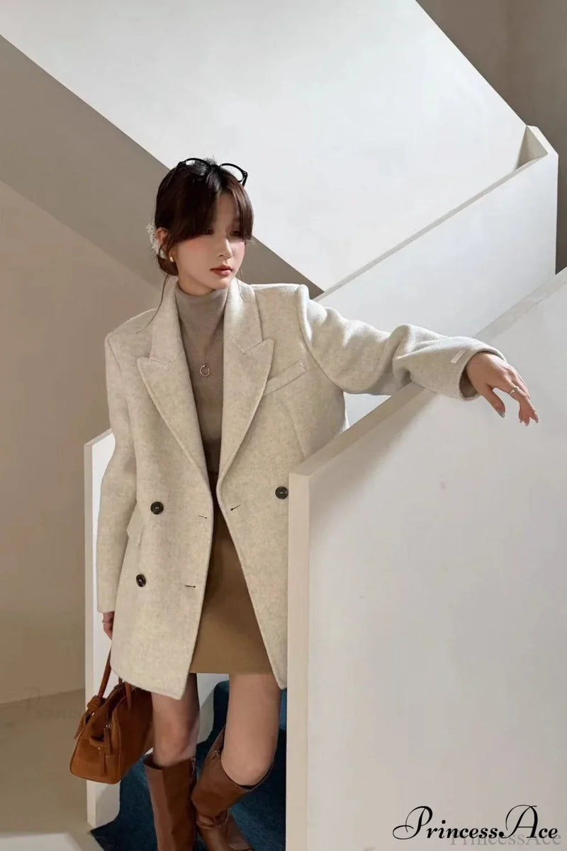 Timeless Vintage Style Coat