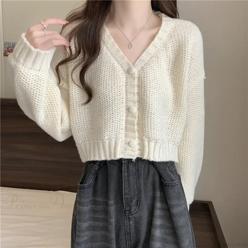 Elegantly Designed Cardigan