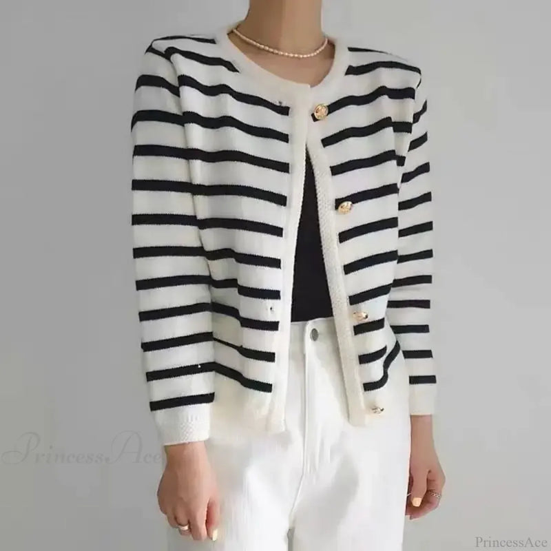 Classic Designed Cardigan
